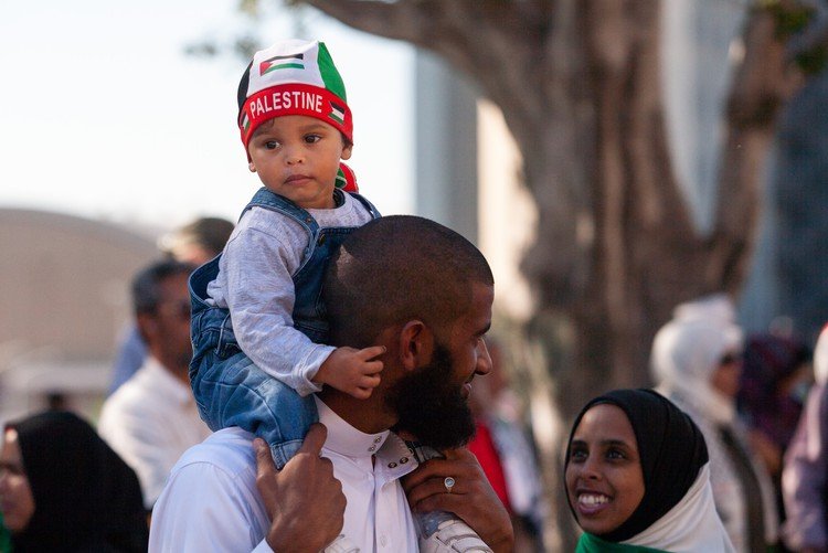 Public solidarity expressed in central Cape Town