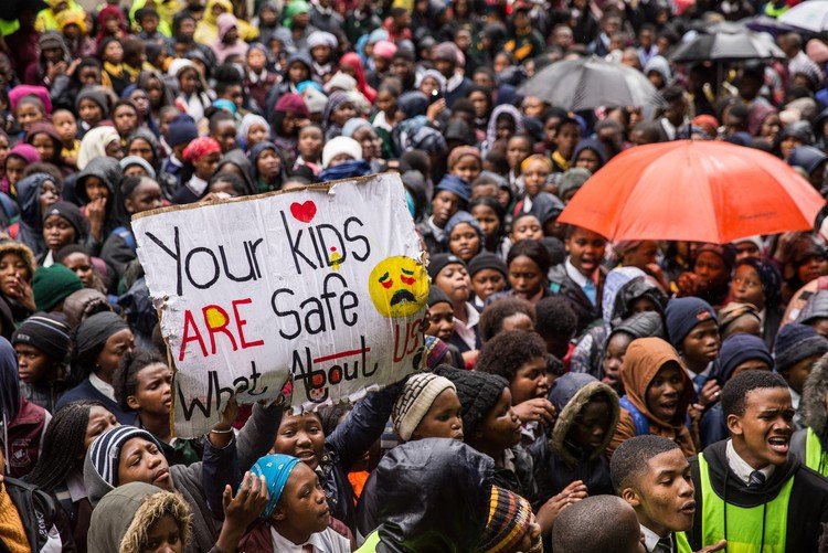 Young people carrying school-safety concerns together